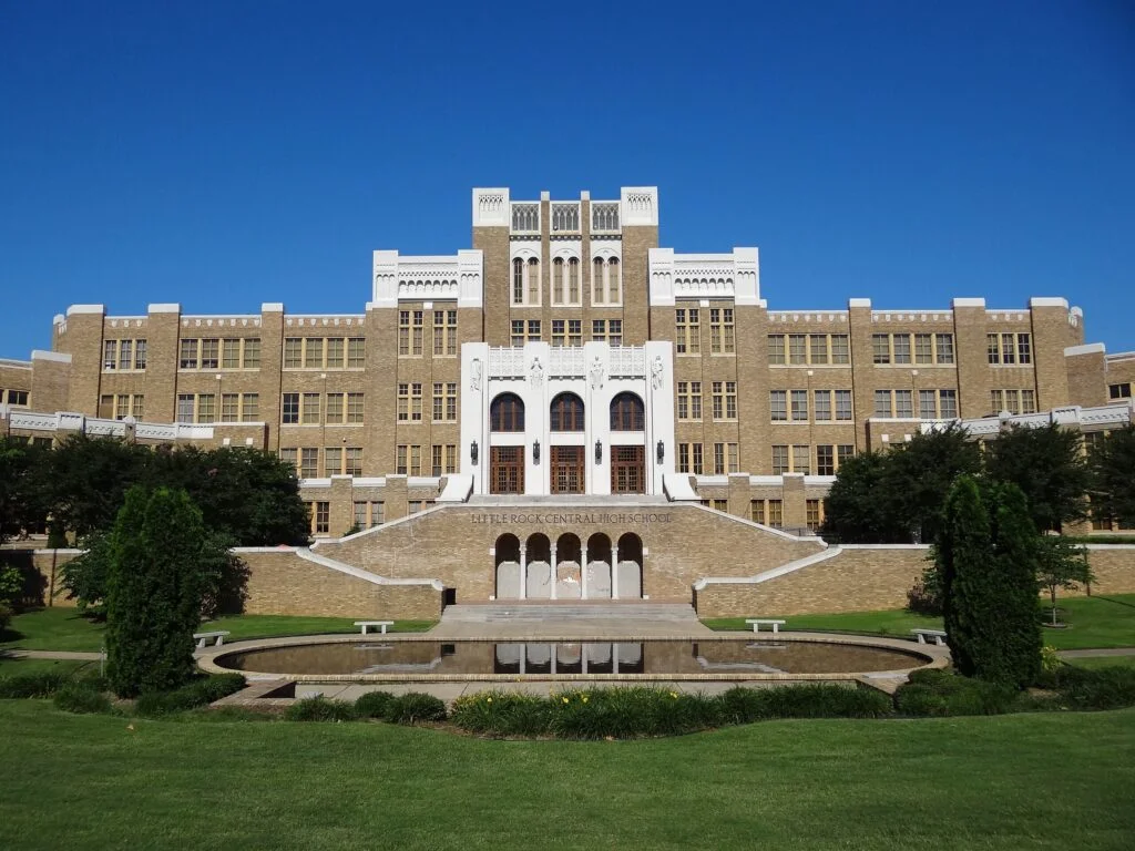 Central High School w Little Rock