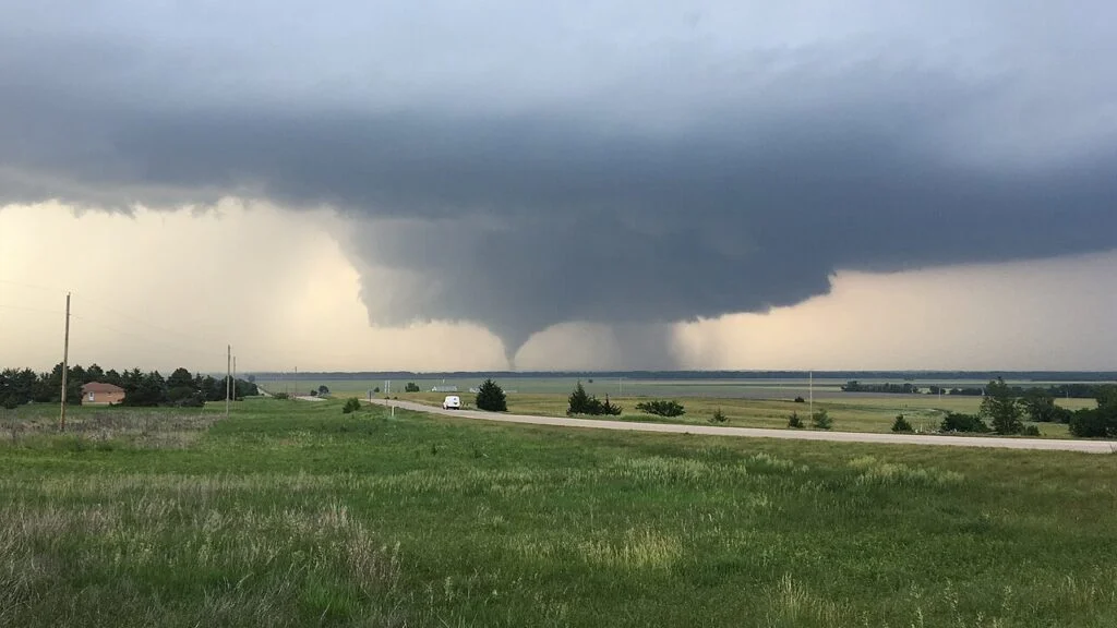 Aleja Tornad w USA 🌪️ gdzie leży Tornado Alley i dlaczego powstaje tam tyle tornad?