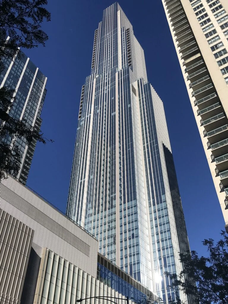 One Chicago East Tower we wrześniu 2021 r.