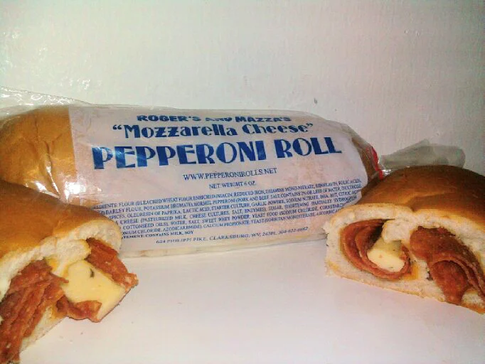 Pepperoni rolls